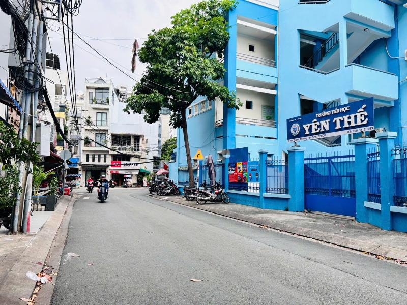 BÁN NHÀ MẶT TIỀN 54 NÚI THÀNH DIỆN TÍCH: 5,1X26M (NH HÌNH CHỮ L) 2 TẦNG