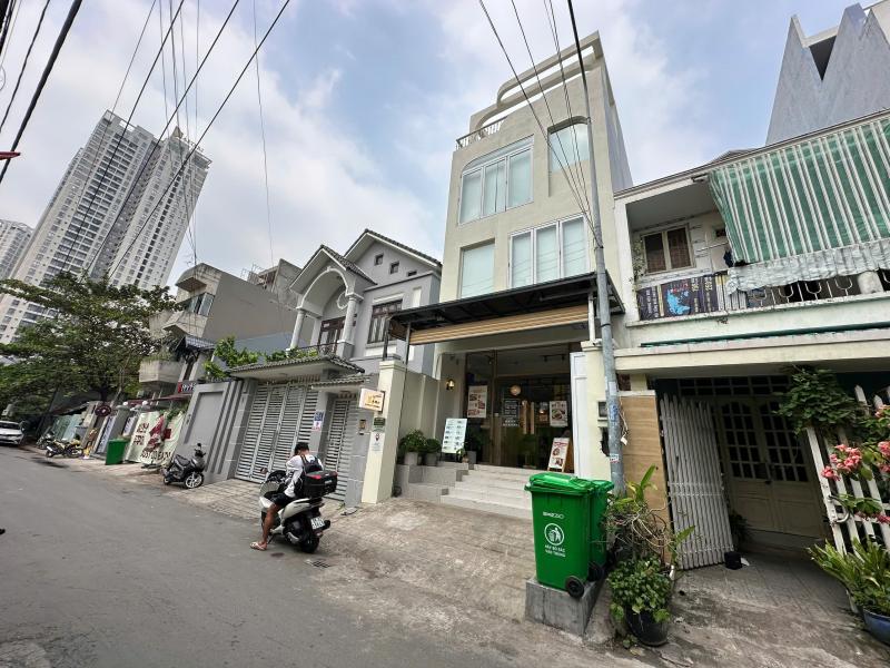 BÁN NHÀ MẶT TIỀN 6 ĐƯỜNG SỐ 9 THẢO DIỀN DIỆN TÍCH: 5X23,5M TRỆT (CN: 119M2)