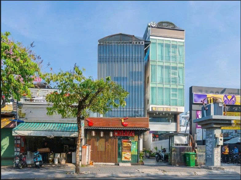 BÁN NHÀ MẶT TIỀN 65 TRẦN NÃO DIỆN TÍCH: 8,84X68M TRỆT 3 LẦU (CÔNG NHẬN: 319,3M2)