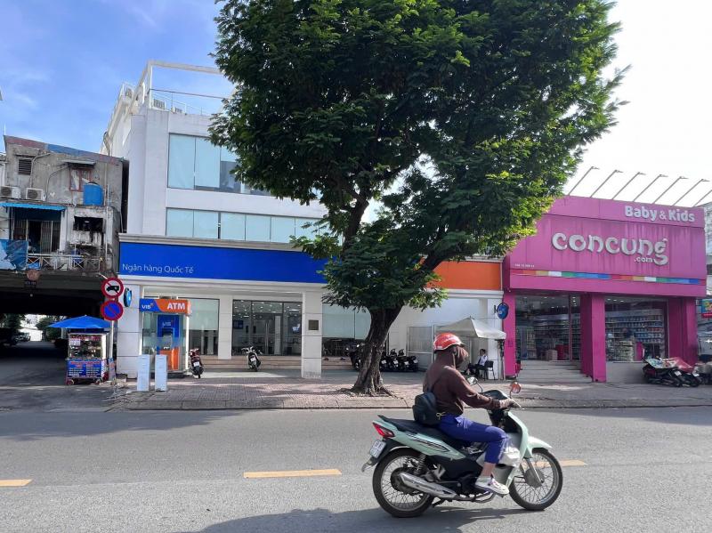 Bán nhà mặt tiền đường Lê Văn Sỹ Quận 3