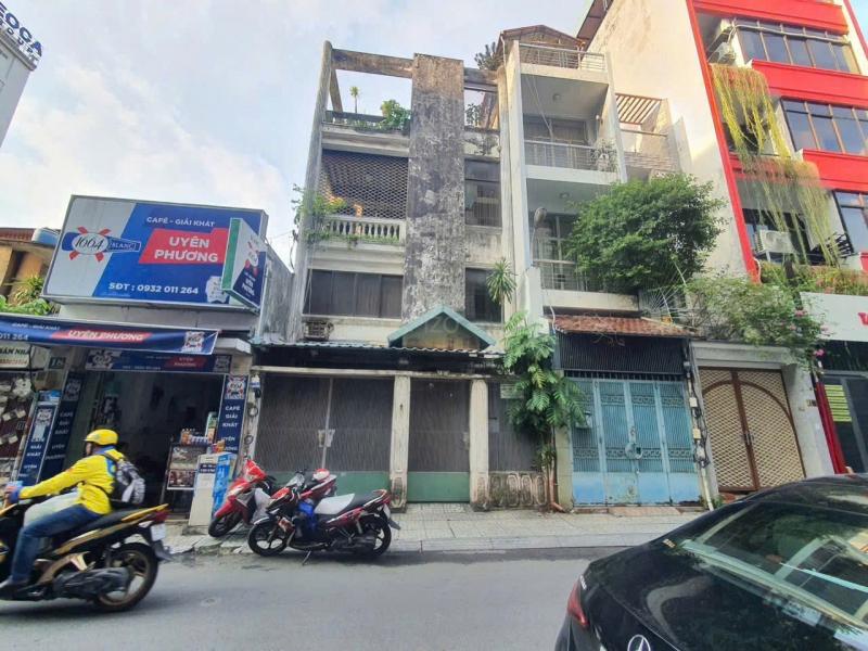 Bán nhà mặt tiền đường Thạch Thị Thanh diện tích: 6,5x23m 3 tầng sân thượng
