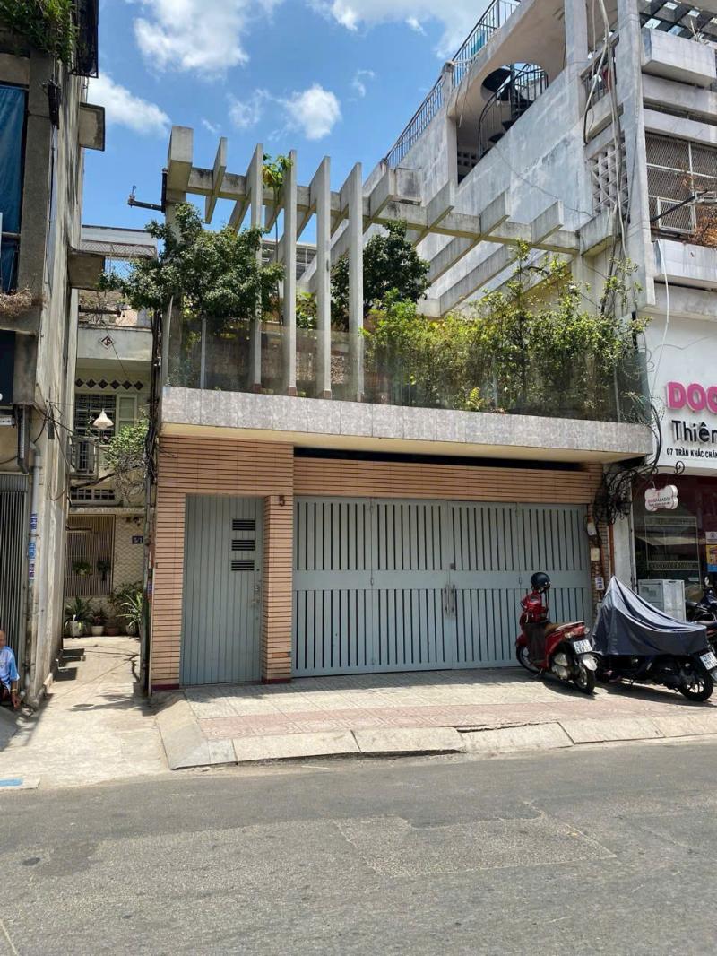 Bán nhà mặt tiền đường Trần Khắc Chân DT: 6,4x23m (nở hậu 8,4m) trệt 2 lầu