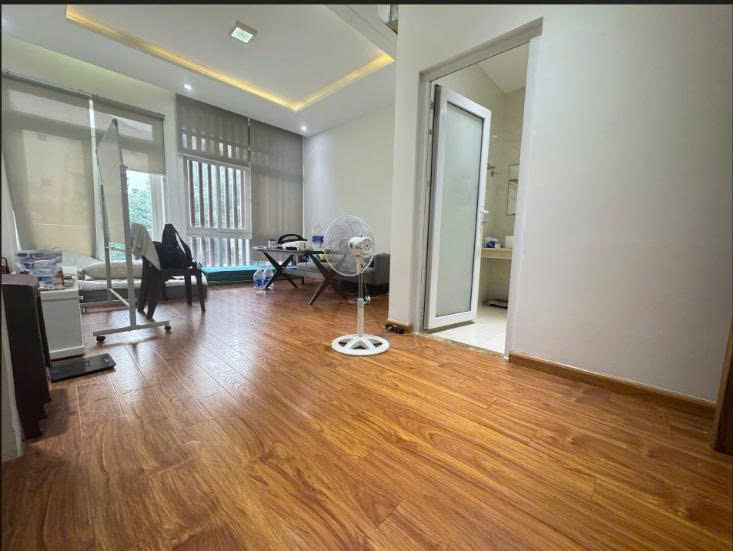 Bán nhà mặt tiền KĐT An Phú An Khánh trục 9A DT: 5x20m hầm trệt 2 lầu sân thượng