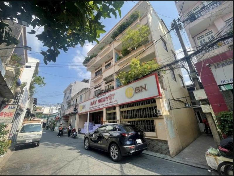 Bán nhà mặt tiền số 5 Ca Văn Thỉnh diện tích: 12x8m 4 tầng