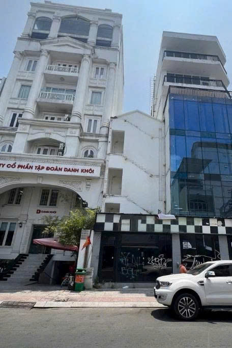 Bán nhà mặt tiền1A Trần Nhật Duật diện tích: 4,7x15,4m lửng 3 tầng