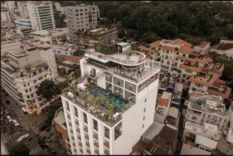BÁN TÒA KHÁCH SẠN 5 SAO MẶT TIỀN 180-188 LÝ THƯỜNG KIỆT DT: 20X20M HẦM 10 TẦNG