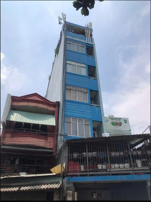 Bán tòa nhà đường Quốc Lộ 13 diện tích: 4x27m trệt 6 lầu sân thượng