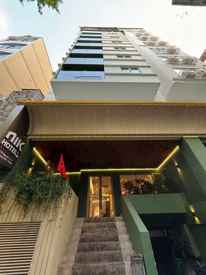 Bán tòa nhà Nguyễn Trãi Quận 1 diện tích: 8,27x15m hầm 8 tầng