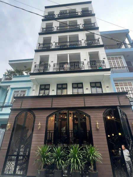 Bán tòa nhà đường Nguyễn Quang Diệu diện tích: 8x20m hầm 6 tầng