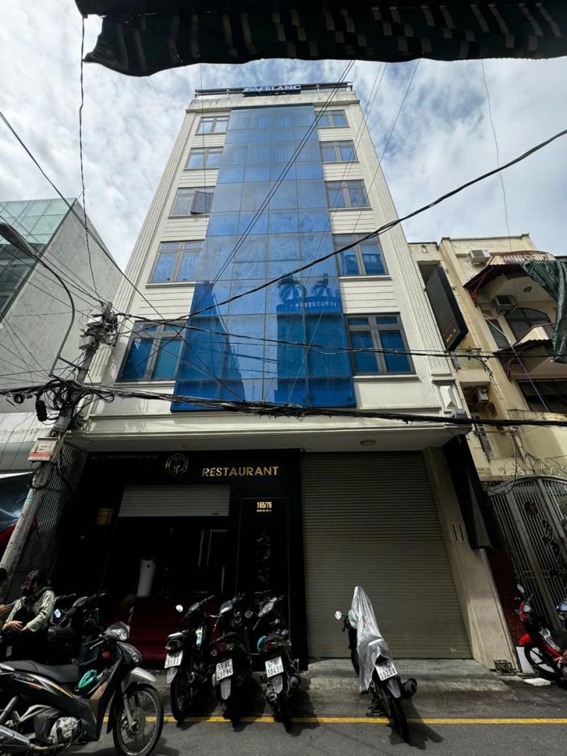 Bán tòa nhà đường Nguyễn Thái Bình Quận 1