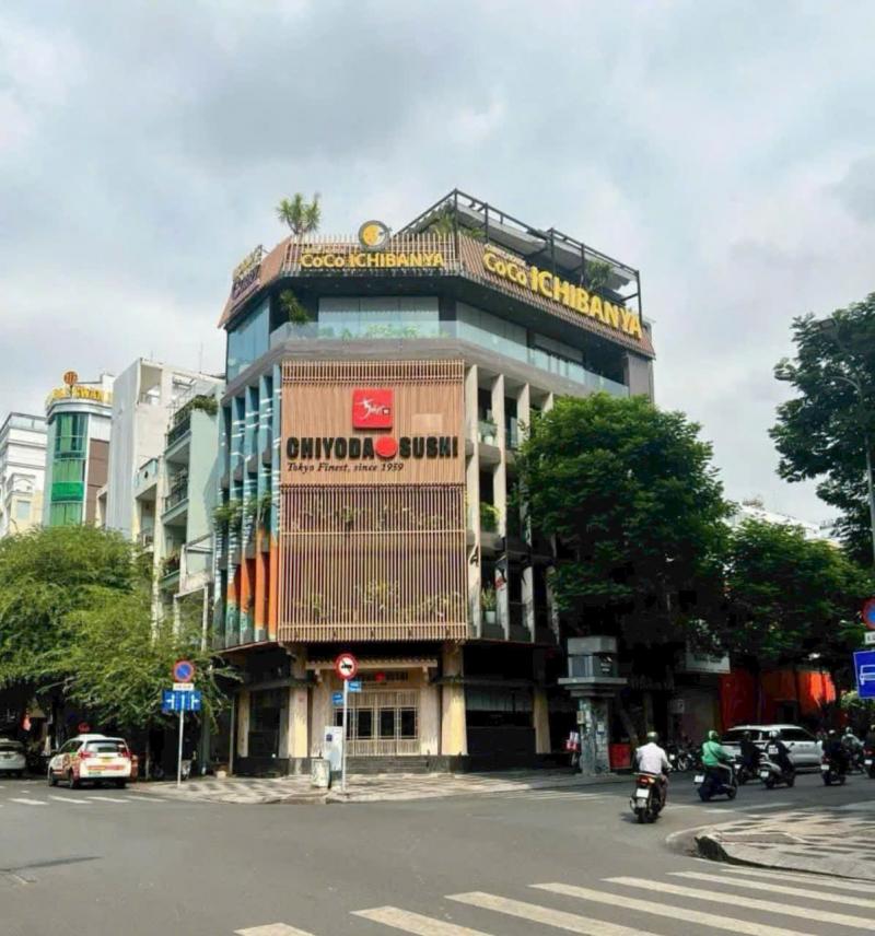 Bán tòa nhà góc 2 mặt tiền đường Lê Thánh Tôn - Trương Định Quận 1