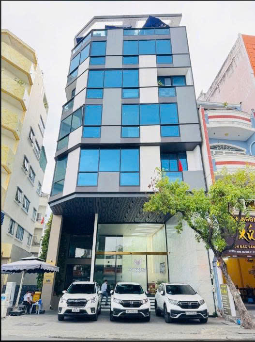 Bán tòa nhà mặt tiền 109 Hoàng Hoa Thám diện tích: 11x34m hầm 7 tầng