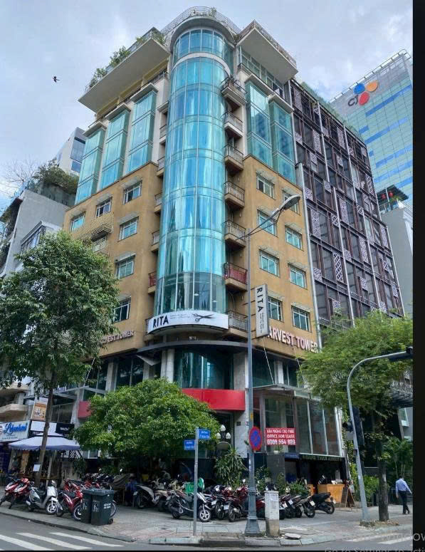 Bán tòa nhà mặt tiền 12 Lê Thánh Tôn diện tích: 8x15m (NH 10,1m) hầm 9 tầng st