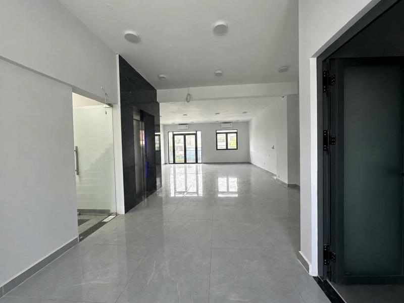 BÁN TÒA NHÀ MẶT TIỀN 183 185 NGUYỄN HOÀNG DIỆN TÍCH: 14X20M HẦM 4 TẦNG