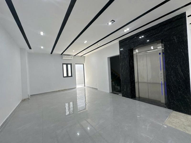 BÁN TÒA NHÀ MẶT TIỀN 183 185 NGUYỄN HOÀNG DIỆN TÍCH: 14X20M HẦM 4 TẦNG