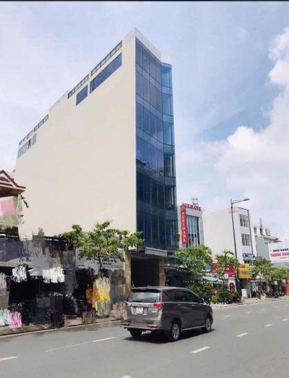 BÁN TÒA NHÀ MẶT TIỀN 24 BẠCH ĐẰNG DIỆN TÍCH: 6X31M HẦM 7 TẦNG (CN: 188M2)