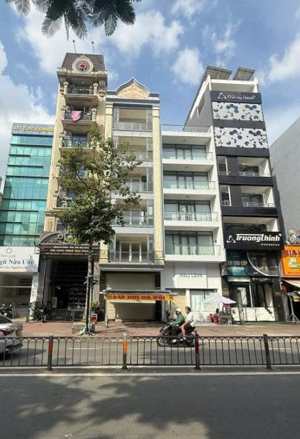 BÁN TÒA NHÀ MẶT TIỀN 324E LÝ THƯỜNG KIỆT DIỆN TÍCH: 6X22M 7 TẦNG (CN: 132M2)