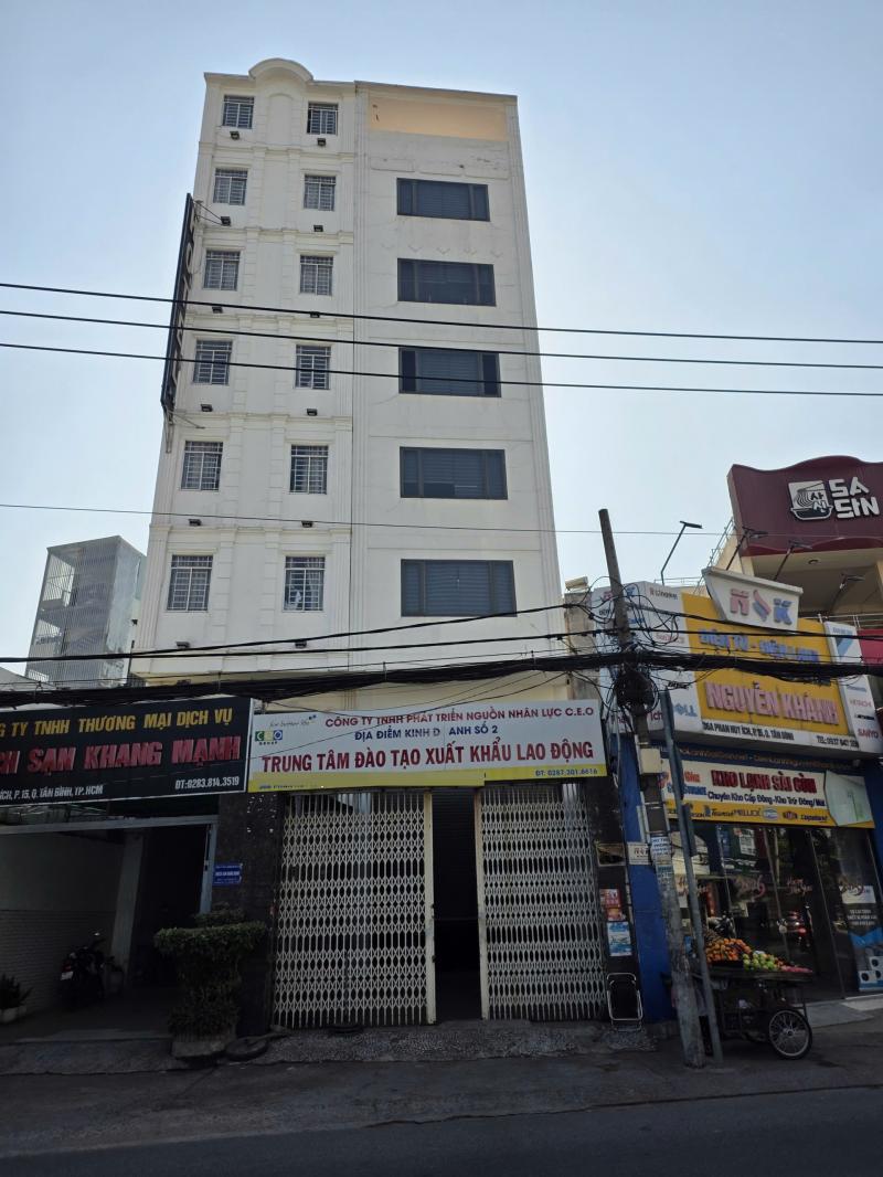 Bán tòa nhà mặt tiền 36B Phan Huy Ích diện tích: 5,5x18m 7 tầng, có thang máy