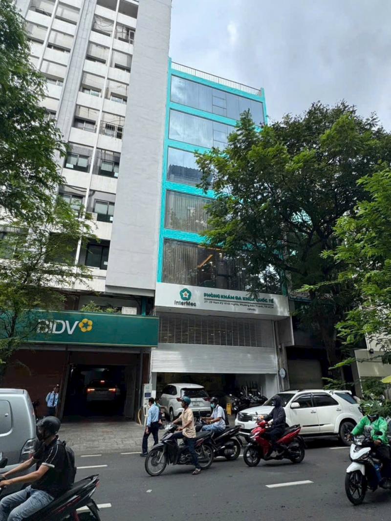 Bán tòa nhà mặt tiền đường Nam Kỳ Khởi Nghĩa diện tích: 8,2x24m 2 hầm 6 lầu st