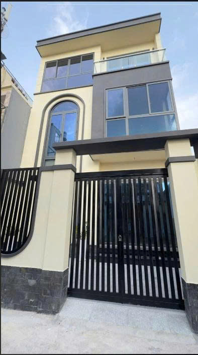 Bán villa 22/6/13 đường số 61 Thảo Điền diện tích: 7,3x14m 3 tầng