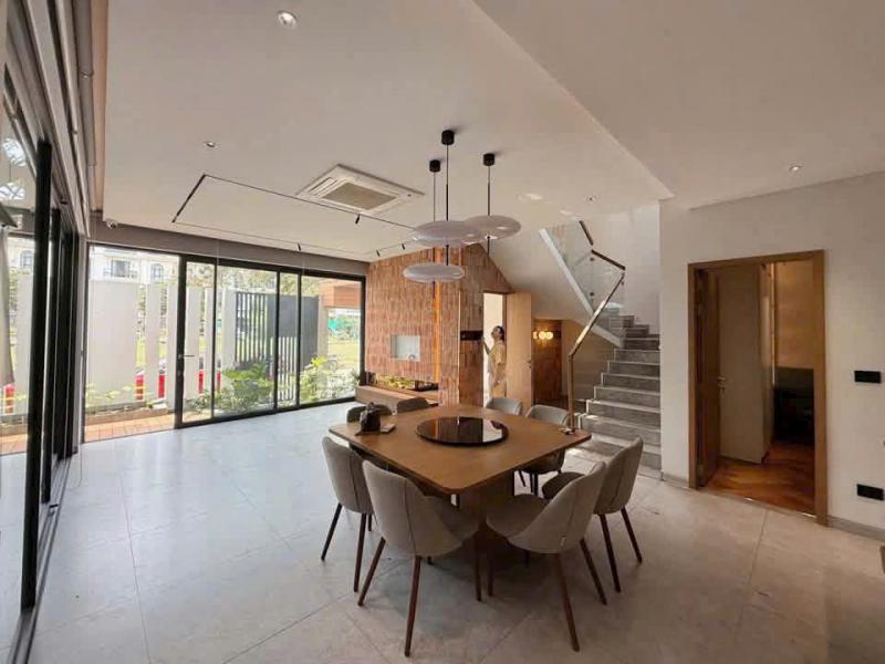 BÁN VILLA COMPOUND ĐƯỜNG NGUYỄN HOÀNG DIỆN TÍCH: 10X14,5M TRỆT 2 LẦU SÂN THƯỢNG