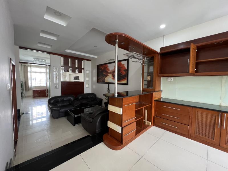 BÁN VILLA ĐƯỜNG SỐ 33 DIỆN TÍCH: 8X23M TRỆT 2 LẦU SÂN THƯỢNG