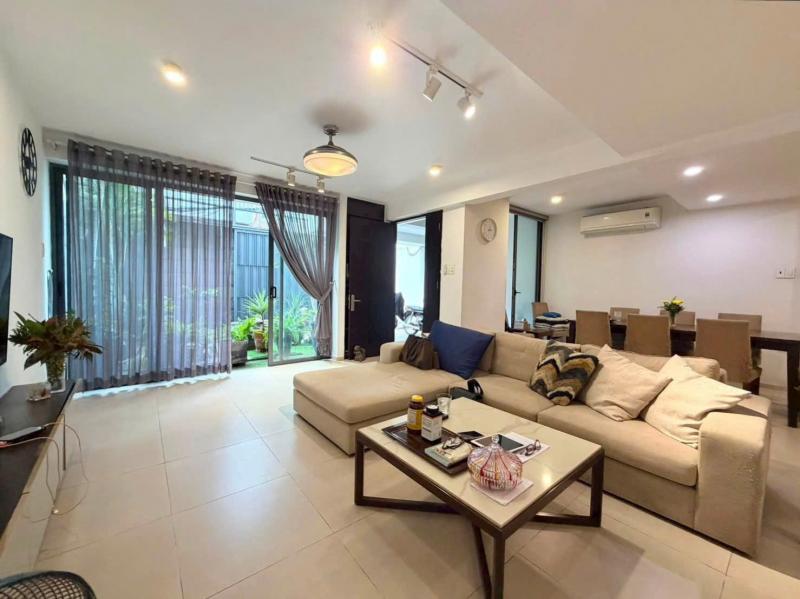 BÁN VILLA HẺM XE HƠI ĐƯỜNG HOÀNG VĂN THỤ DIỆN TÍCH: 340M2 TRỆT 2 LẦU SÂN THƯỢNG