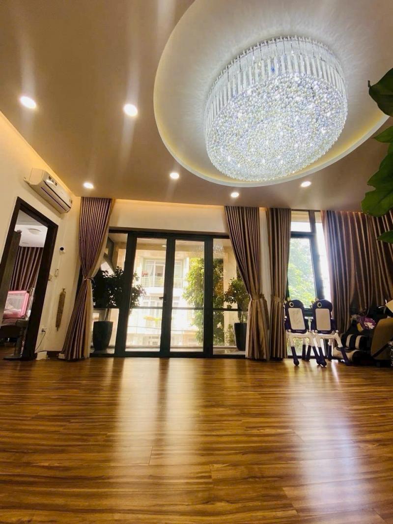 BÁN VILLA MẶT TIỀN 6G8 TRẦN NÃO DIỆN TÍCH: 15X15M TRỆT LẦU, CÓ SÂN VƯỜN