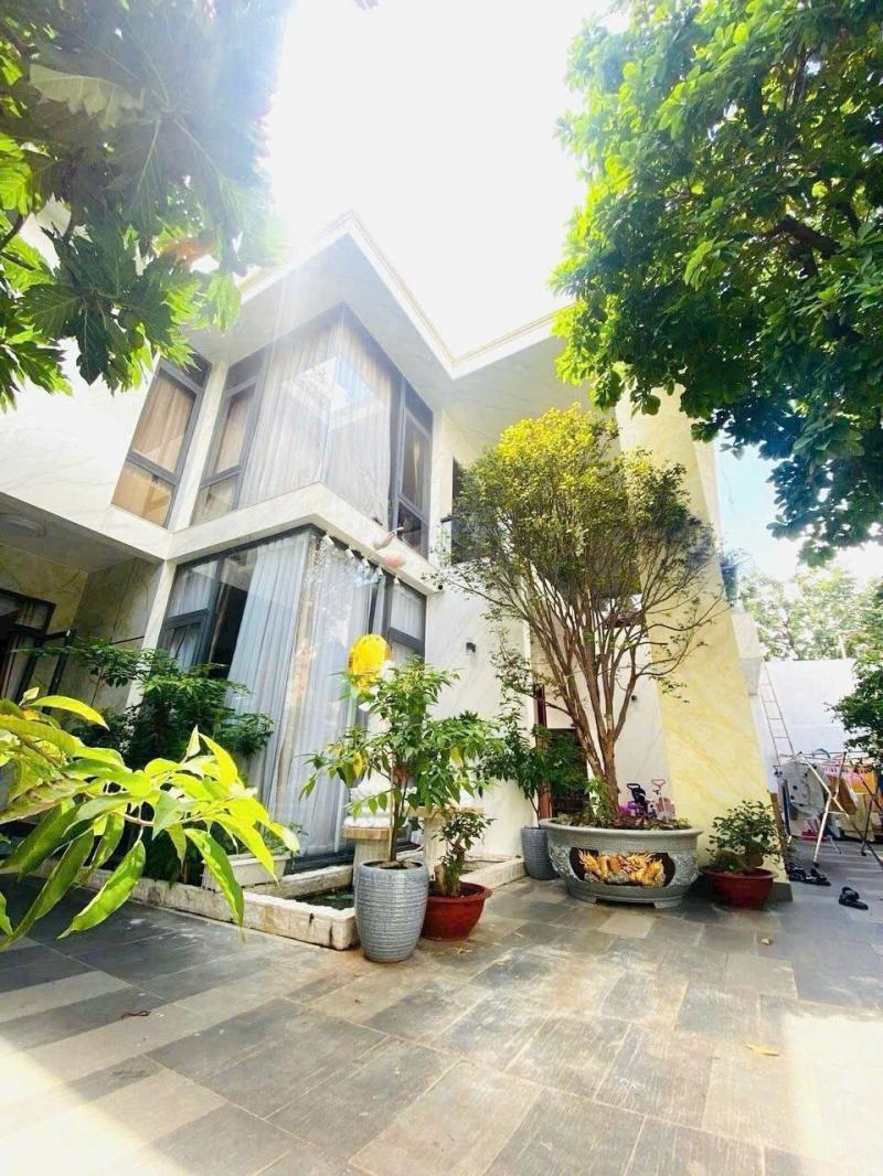 BÁN VILLA MẶT TIỀN 6G8 TRẦN NÃO DIỆN TÍCH: 15X15M TRỆT LẦU, CÓ SÂN VƯỜN