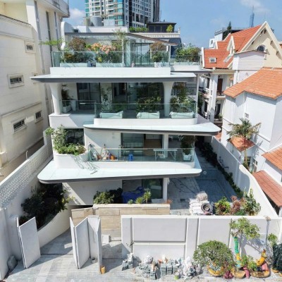 BÁN BIỆT THỰ ĐƯỜNG NGUYỄN VĂN HƯỞNG DIỆN TÍCH: 17,5X25,5M HẦM 4 TẦNG