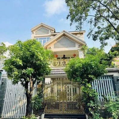 BÁN BIỆT THỰ MẶT TIỀN 15 VŨ TÔNG PHAN DIỆN TÍCH: 10X20M HẦM TRỆT 2 LẦU ÁP MÁI