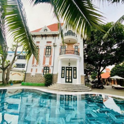 BÁN BIỆT THỰ MẶT TIỀN 28 NGUYỄN Ư DĨ DIỆN TÍCH: 32X49,5M (NH 40M) 3 TẦNG
