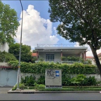 BÁN BIỆT THỰ MẶT TIỀN 50 TRƯƠNG ĐỊNH DIỆN TÍCH: 20,53X40,29M 2 LẦU