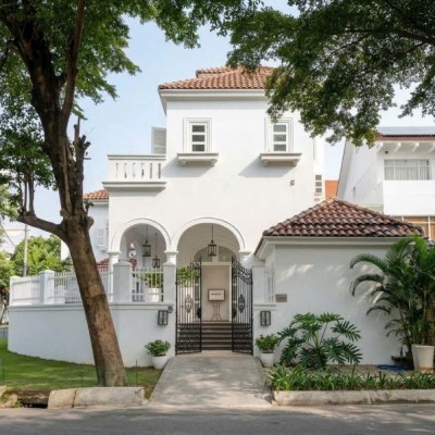 BÁN BIỆT THỰ MẶT TIỀN KHU COMPOUND THẢO ĐIỀN DIỆN TÍCH: 368M2 3 TẦNG