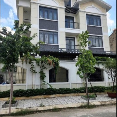 Bán biệt thự VIP 179/68 Đặng Thùy Trâm diện tích: 15x16m trệt 2 lầu