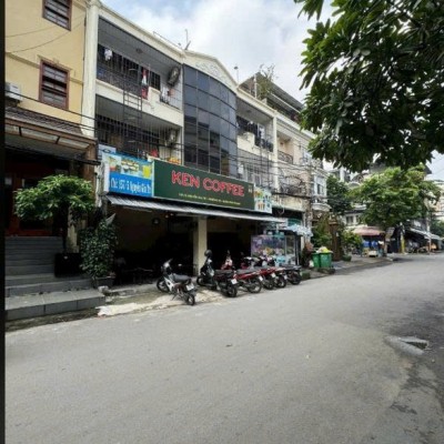 Bán nhà 157/5 Nguyễn Gia Trí diện tích: 12x18m trệt 2 lầu sân thượng