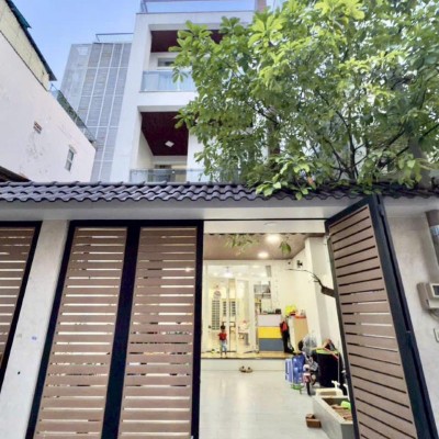 Bán nhà 2 mặt tiền hẻm xe hơi khu Sân Bay đường Bạch Đằng diện tích: 6x18m 2 lầu