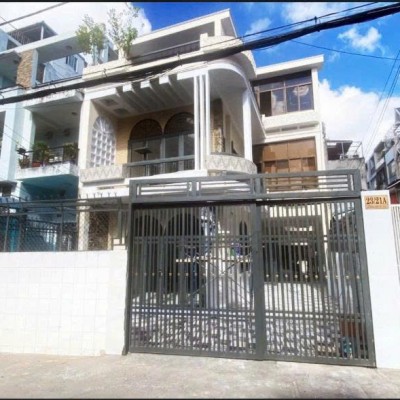 Bán nhà 23/21A Nơ Trang Long diện tích: 7,8x25,3m trệt 3 lầu sân thượng