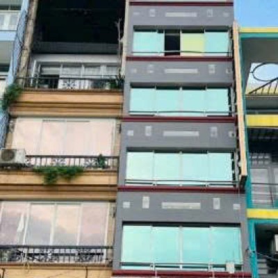 BÁN NHÀ ĐƯỜNG CÁCH MẠNG THÁNG 8 DIỆN TÍCH: 4X16M 10 TẦNG (CÔNG NHẬN: 64M2)