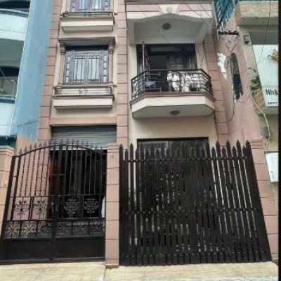 BÁN NHÀ ĐƯỜNG TRẦN HƯNG ĐẠO DIỆN TÍCH: 6,8X14M TRỆT 3 LẦU (CÔNG NHẬN: 69,2M2)