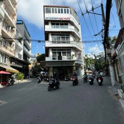 BÁN NHÀ GÓC 3 MẶT TIỀN HẺM ĐƯỜNG TRƯƠNG HOÀNG THANH DIỆN TÍCH: 9X8M 5 TẦNG