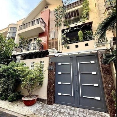BÁN NHÀ HẺM XE HƠI ĐƯỜNG VÕ OANH DIỆN TÍCH: 10X13M TRỆT 2 LẦU ÁP MÁI (CN: 130M2