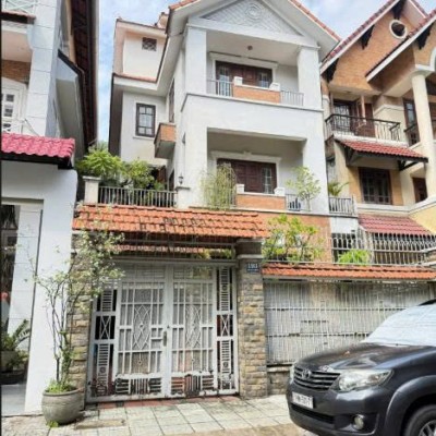 BÁN NHÀ MẶT TIỀN 193 HOA LAN DIỆN TÍCH: 8X18M TRỆT 3 LẦU SÂN THƯỢNG