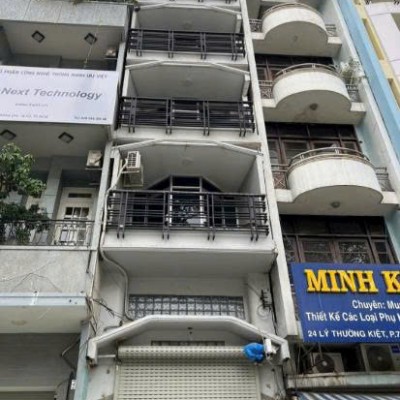 BÁN NHÀ MẶT TIỀN 26 LÝ THƯỜNG KIỆT DIỆN TÍCH: 3,8X17M TRỆT LỬNG 4 LẦU SÂN THƯỢNG