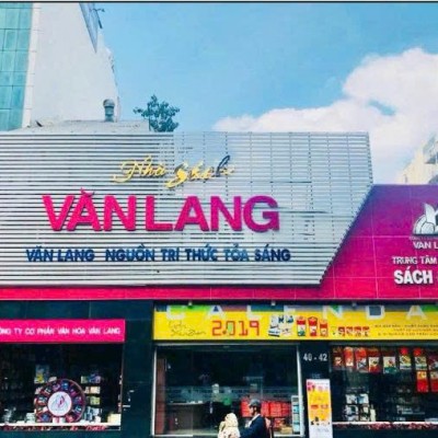 BÁN NHÀ MẶT TIỀN 40 42 NGUYỄN THỊ MINH KHAI DIỆN TÍCH: 20X29M TRỆT LỬNG