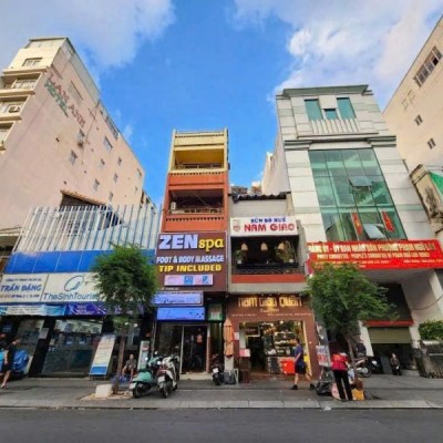Bán nhà mặt tiền đường Cộng Hòa diện tích: 9,3x19m trệt