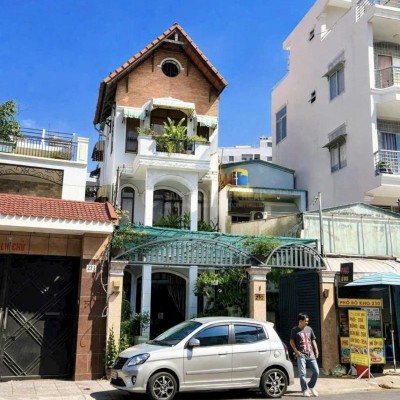 Bán nhà mặt tiền đường Nguyễn Văn Đậu diện tích: 305,4m2 lửng 3 lầu sân thượng