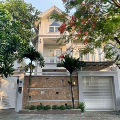 Bán nhà mặt tiền đường số 18 diện tích: 10x20m hầm 2 tầng áp mái