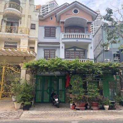 Bán nhà mặt tiền đường số 53 KDC Văn Minh diện tích: 8,2x19m trệt 2 lầu