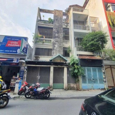 Bán nhà mặt tiền đường Thạch Thị Thanh diện tích: 6,5x23m 3 tầng sân thượng